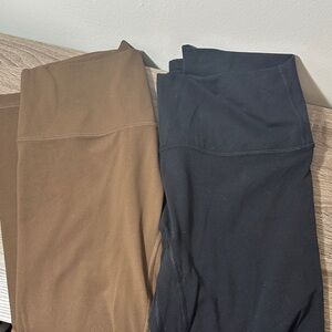 Colorful Koala Lot of 2 leggings no front seam